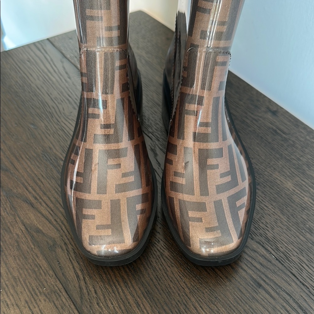 Fendi Tobacco Zucca FF Logo Rubber Wedge Rain Boots | EUC | Women’s Size 36 - Picture 6 of 13